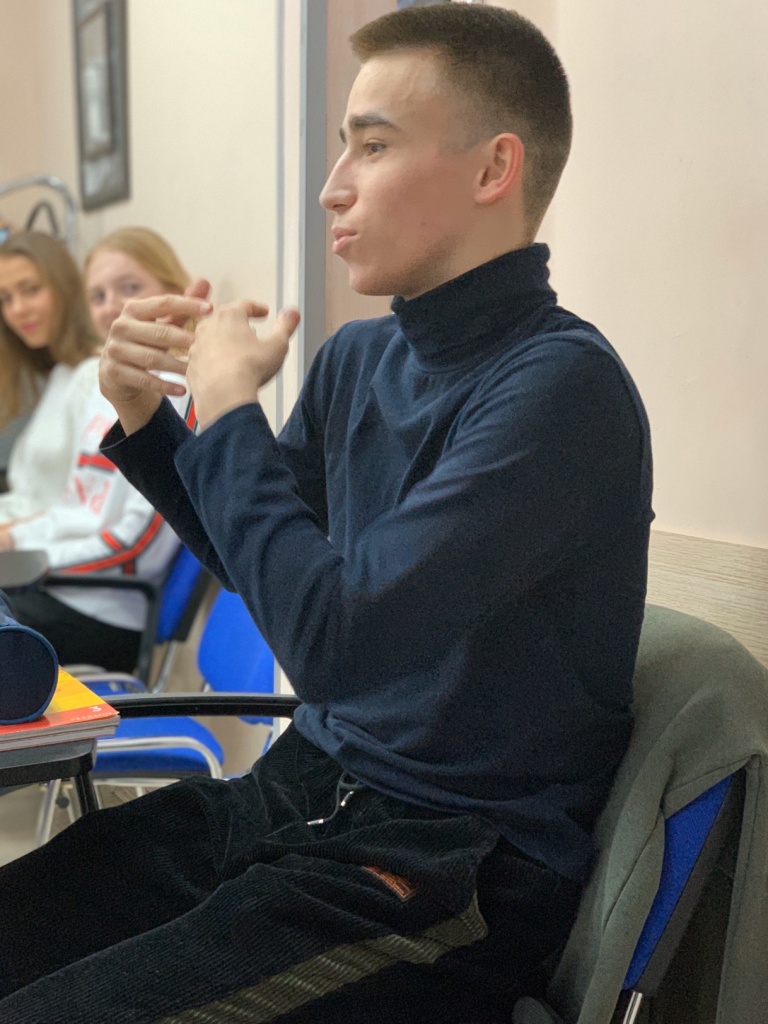002.jpg 002.jpg